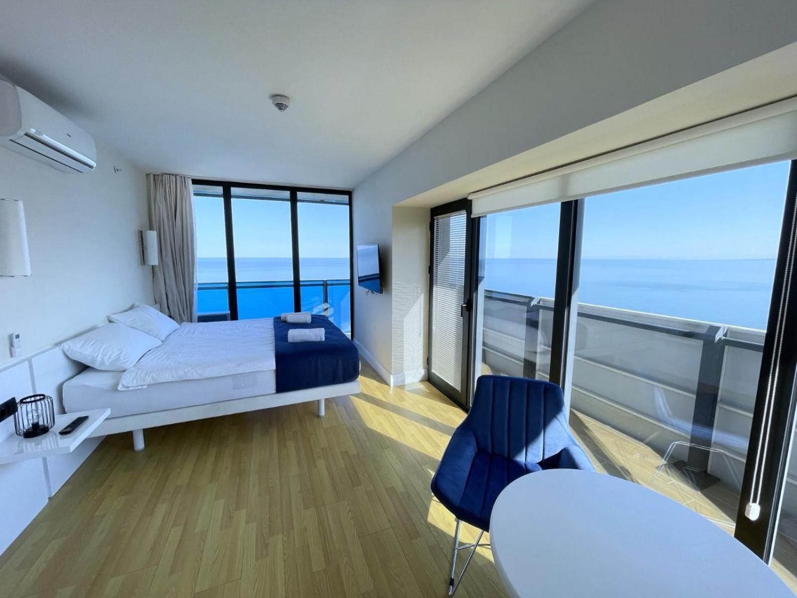 Orbi Aparthotel In Батуми Экстерьер фото